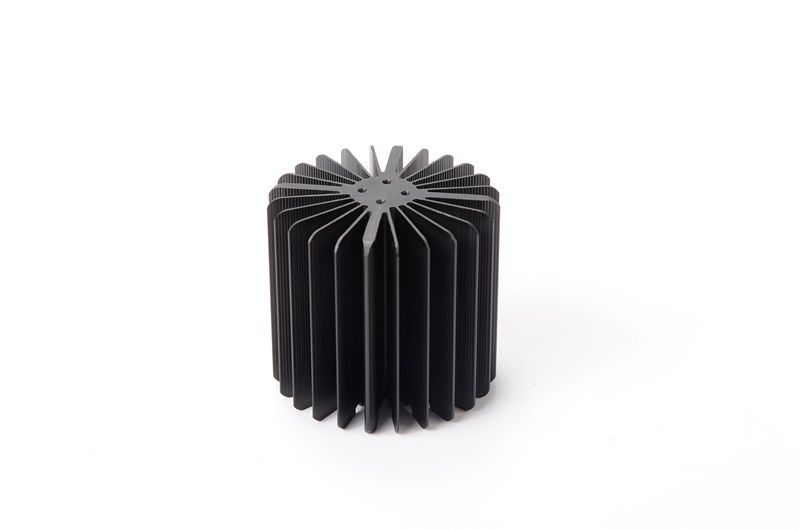 Circular heat sink with black anodizing